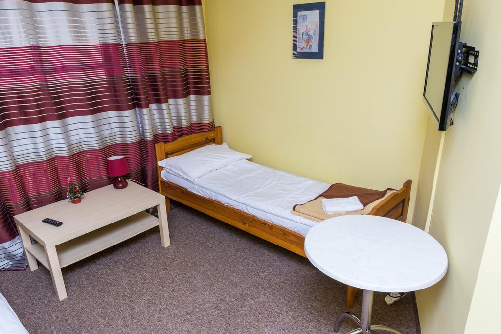 Hotel Astra Bartoszyce Δωμάτιο φωτογραφία